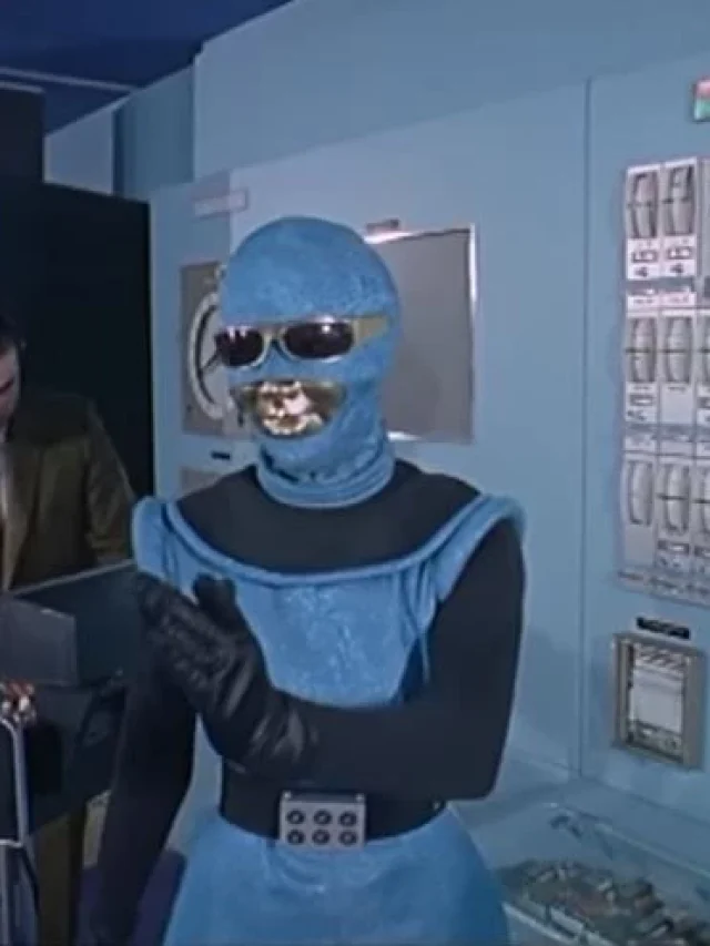 5 Times We Were Fooled By Fake Robots